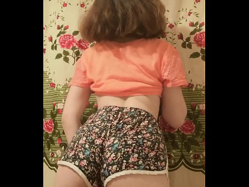 ❤️ Seksikas noor beib strippib oma pükse kaamera ees ära ❤️❌ Porno at us ️❤